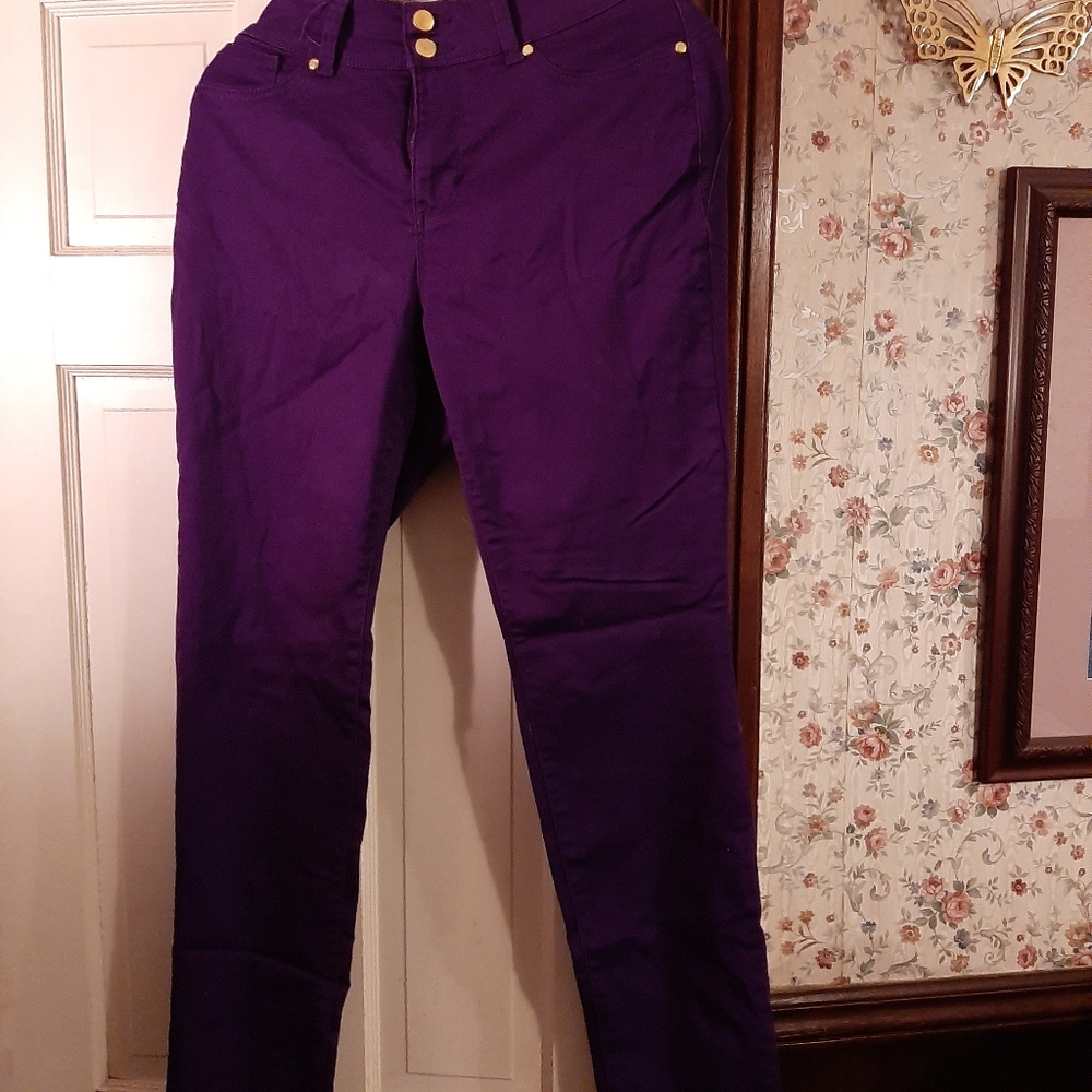 Iman purple skinny pants.